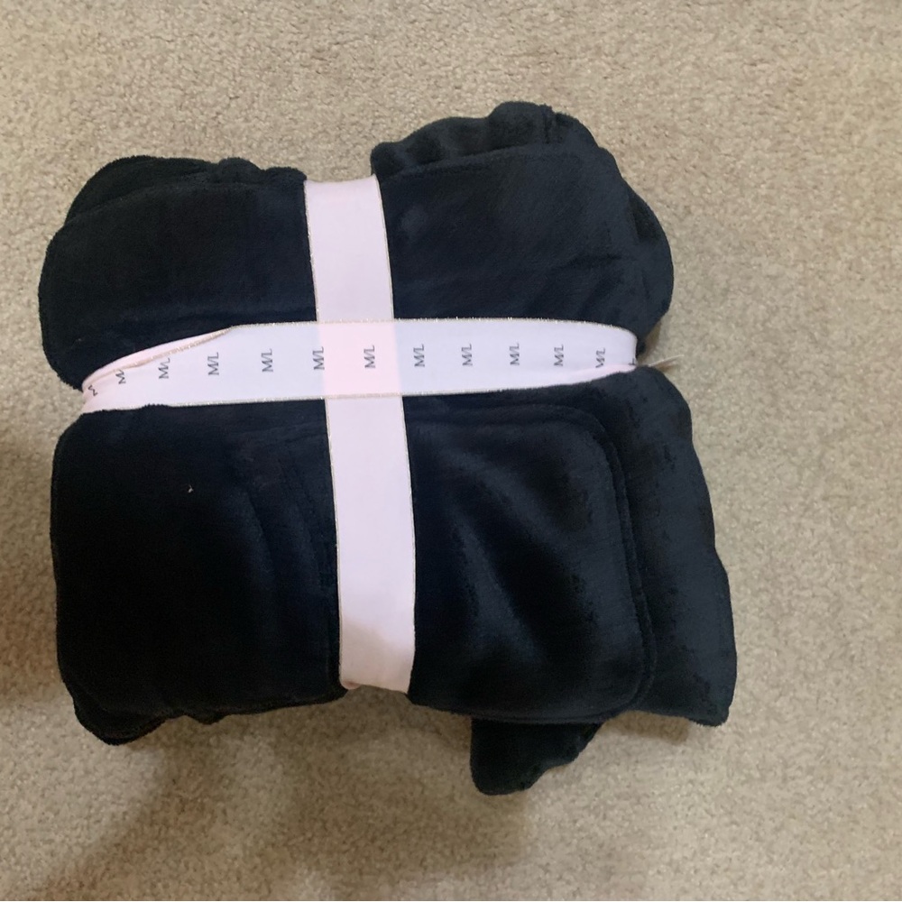 Black Bathrobe - image 2